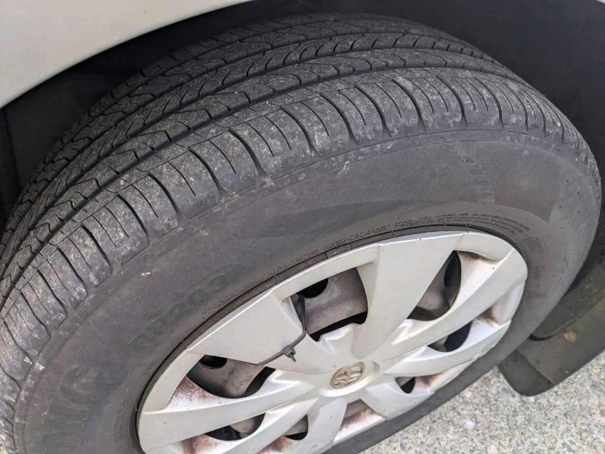 Toyota Corolla - Image 4