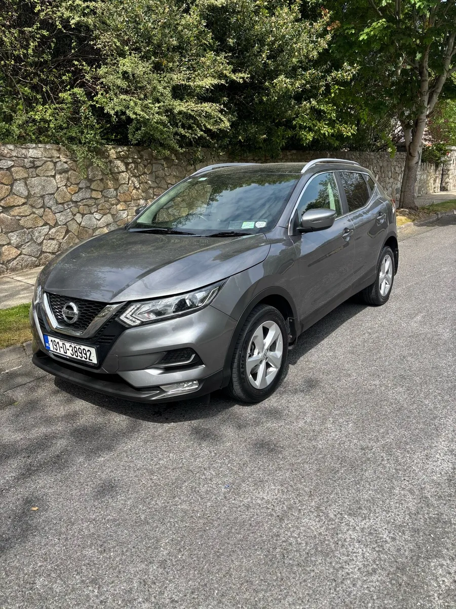 Nissan QashQai - Image 1