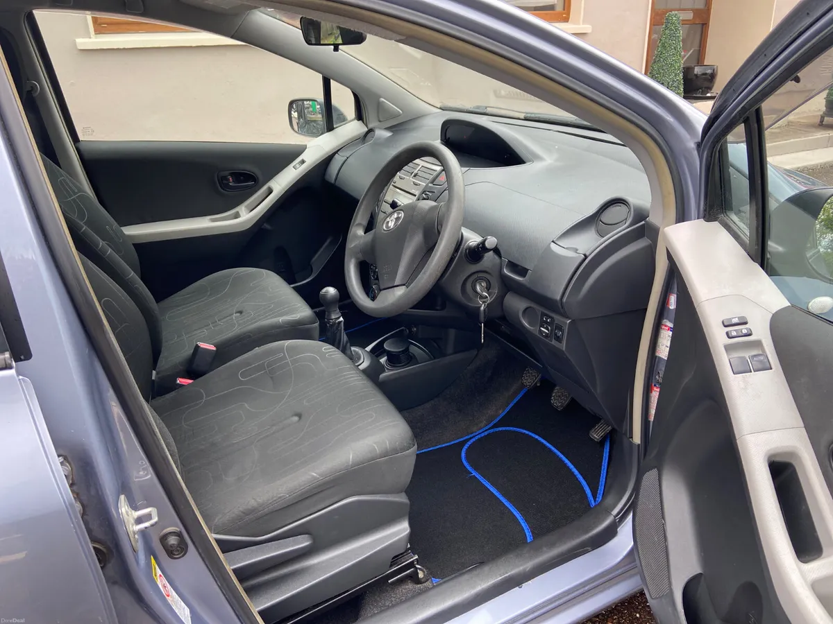 Toyota Yaris 2010 NCT 07/27 Low mileage - Image 4