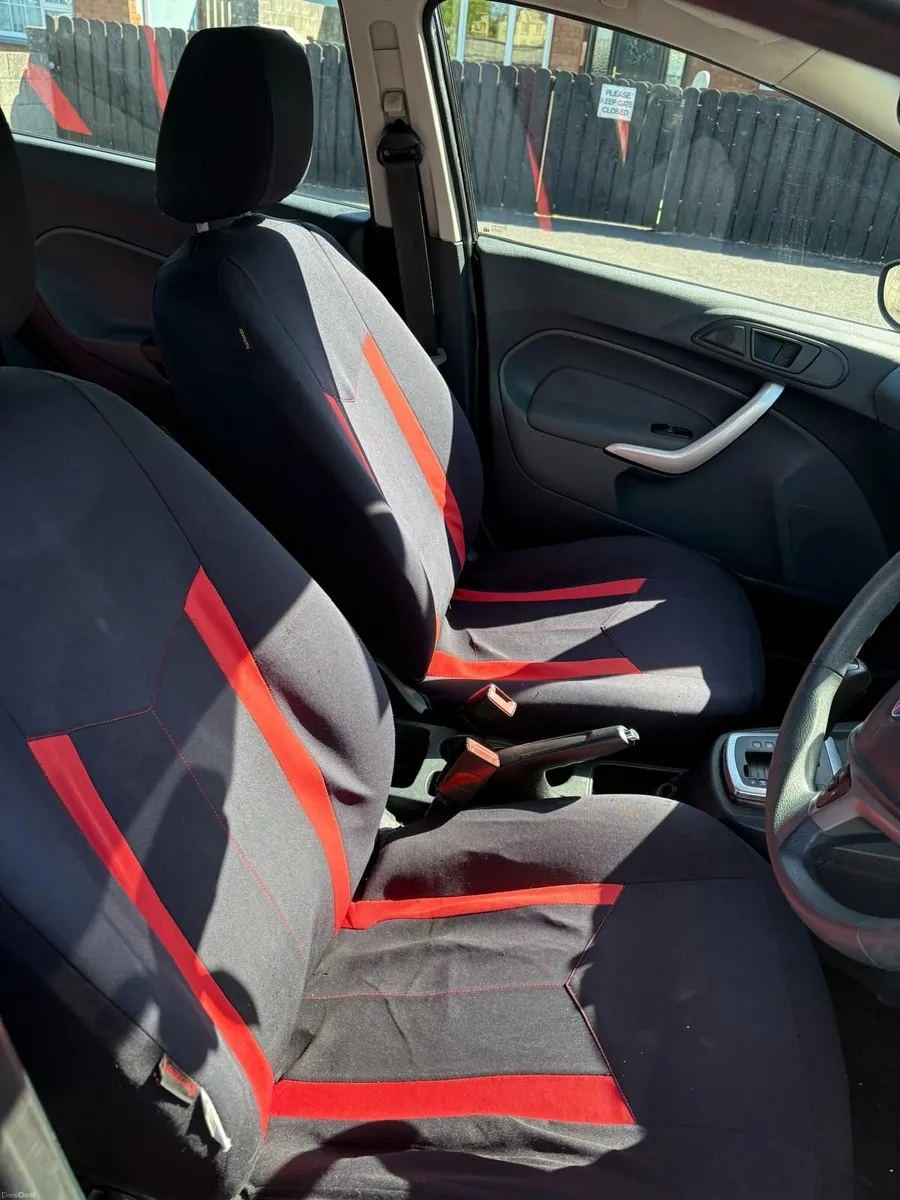 Ford Fiesta 2009 - Image 4