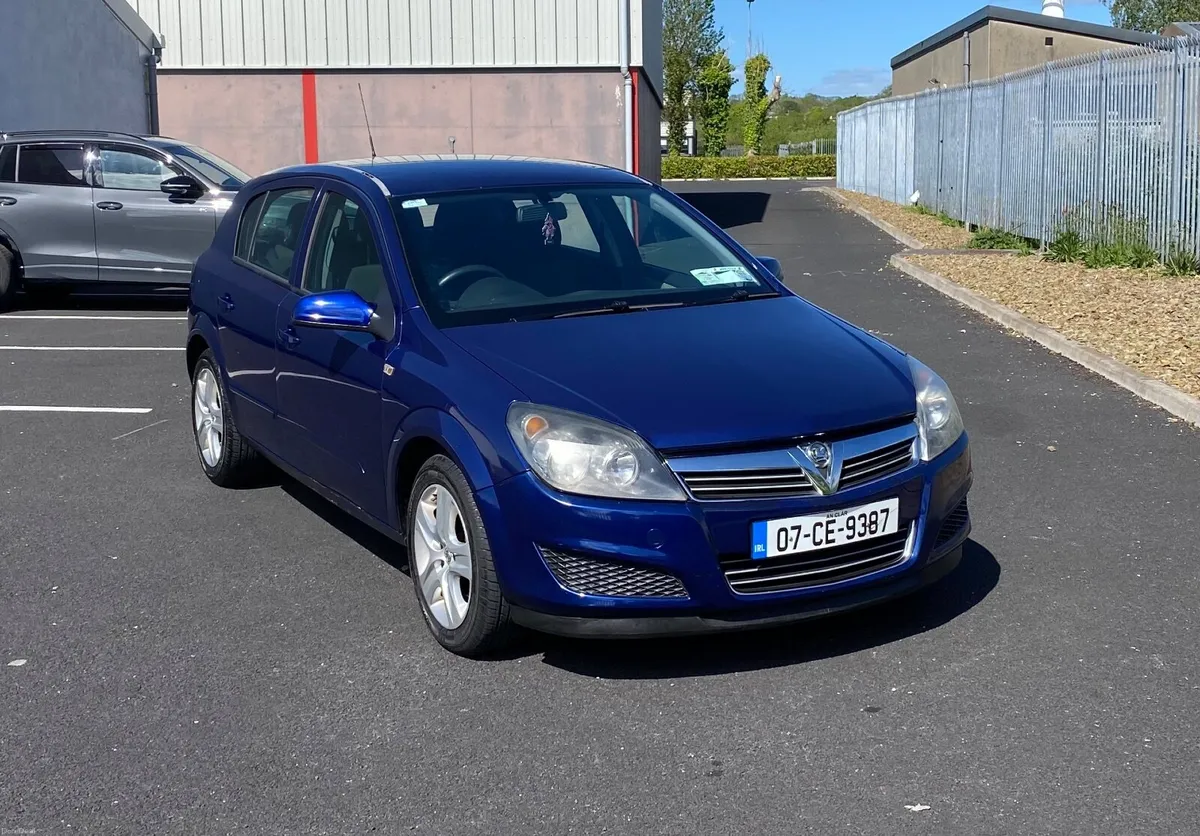 Astra, Diesel, Nct 02.27 & Tax 10.26. €1350 Ono - Image 1