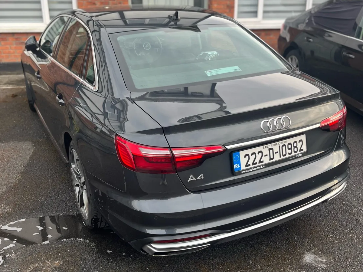 Audi A4 35 TDI SE with comfort pack - Image 2