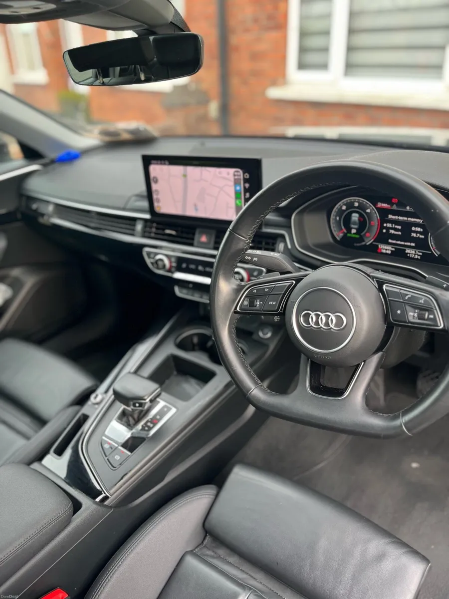 Audi A4 35 TDI SE with comfort pack - Image 3