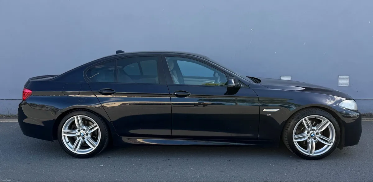 2014 BMW 5 SERIES F10 520D M-Sport Plus LOW KMS - Image 3