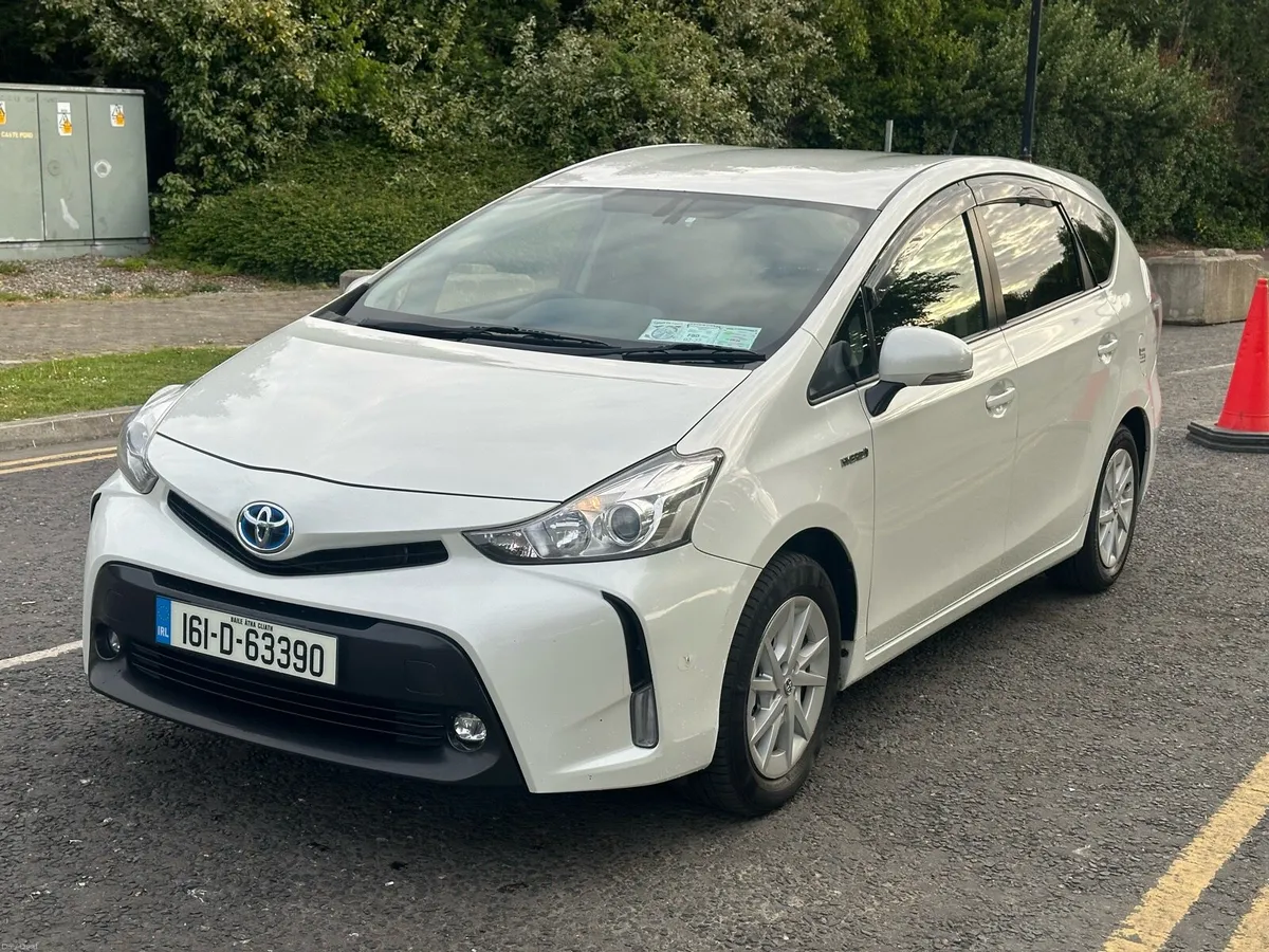 TOYOTA PRIUS HYBRID 2016 PLUS 7 SEATS - Image 2