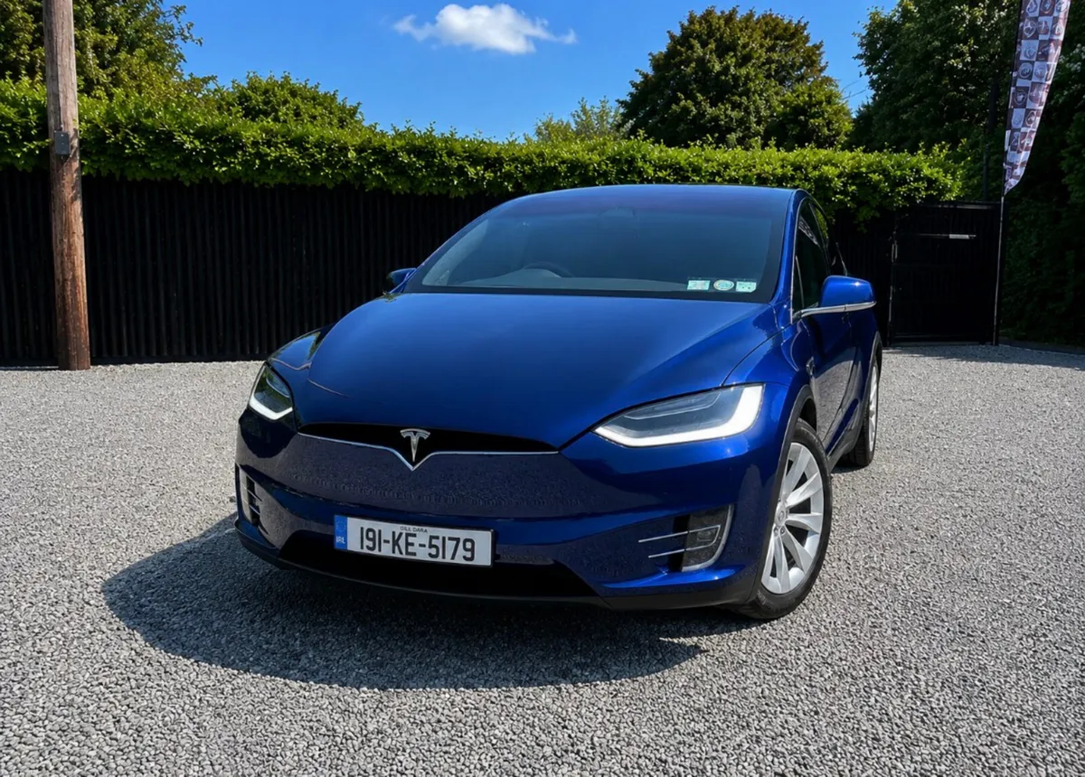 2019 Tesla Model X 75D – 7 Seater - Image 1