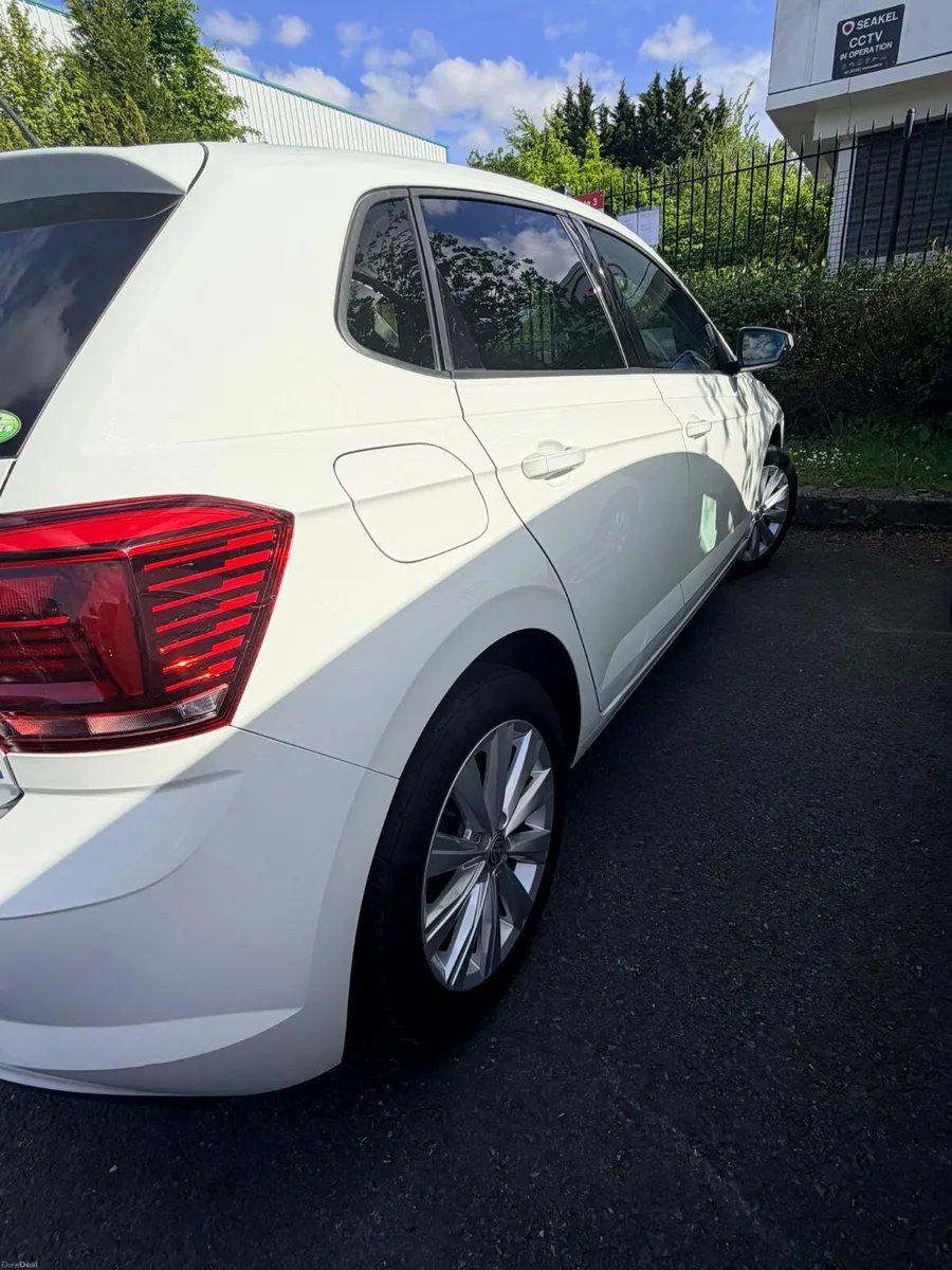 2019 Volkswagen Polo White - Image 3