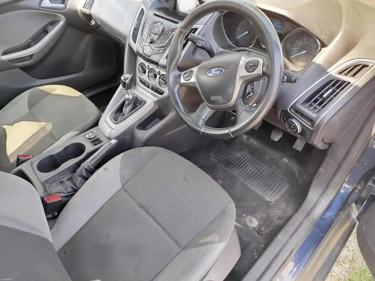 11 Ford focus 1.6 Diesel €1950 Ono - Image 3