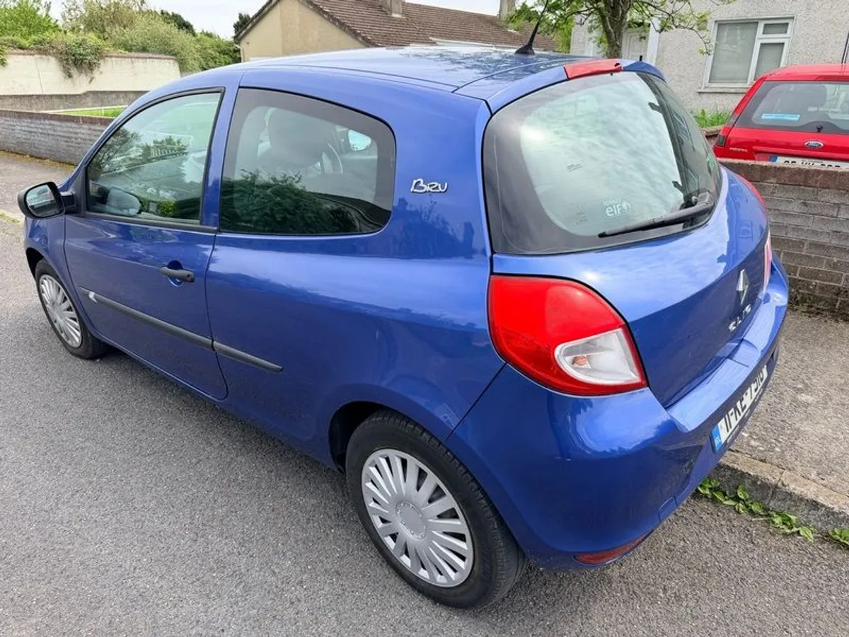Renault Clio 1.2 Bizu 75BHP 3DR, 2011 - Image 2