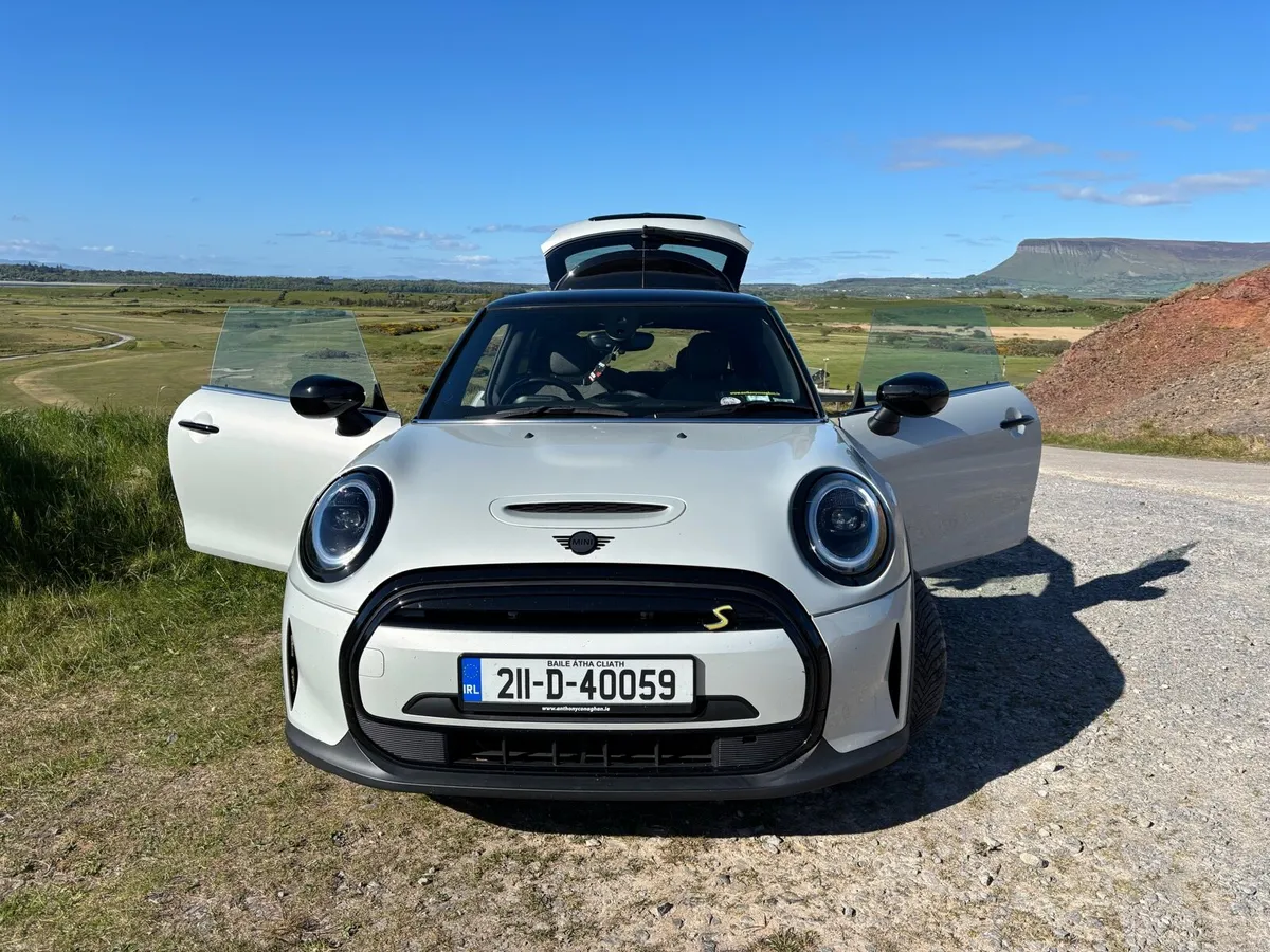 MINI Cooper S Level 2 EV 211 - Image 2