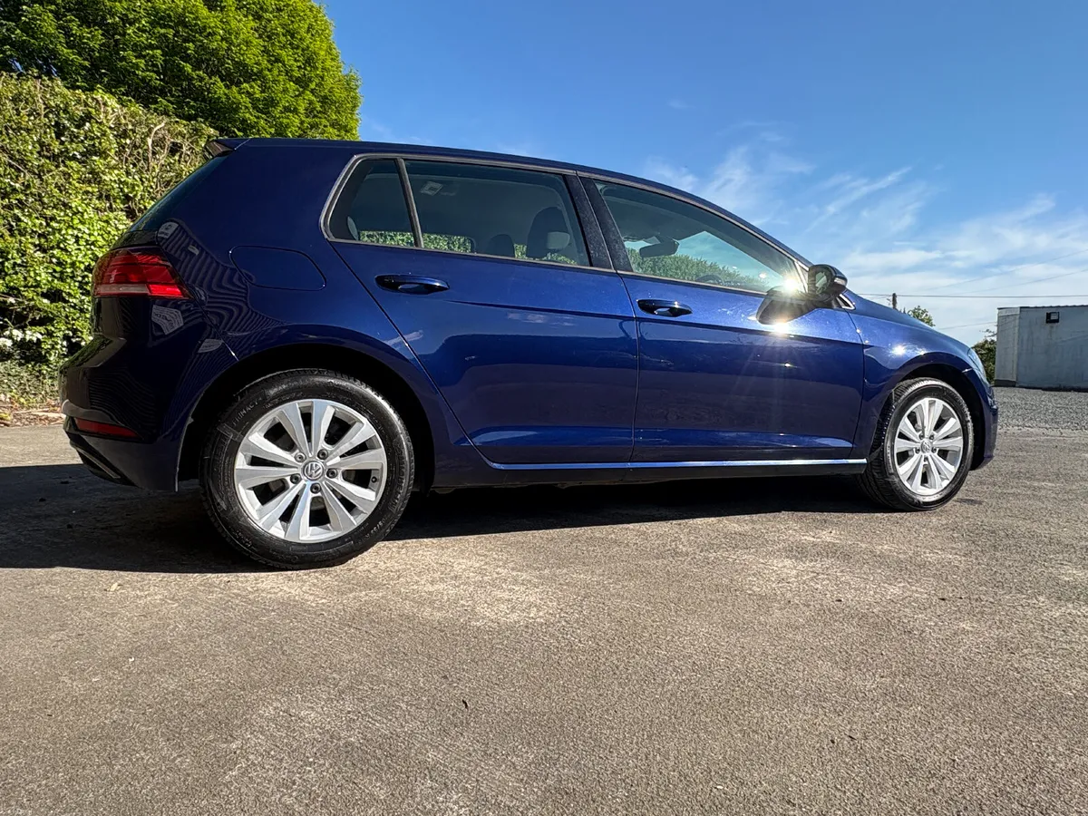 Volkswagen Golf 2018 PRISTINE CONDITION - Image 3