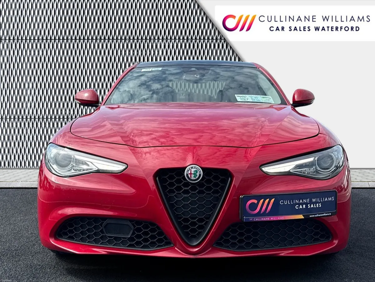 Alfa Romeo Giulia 2018 2.2D SUPERSPORT 150BHP AUTO - Image 3