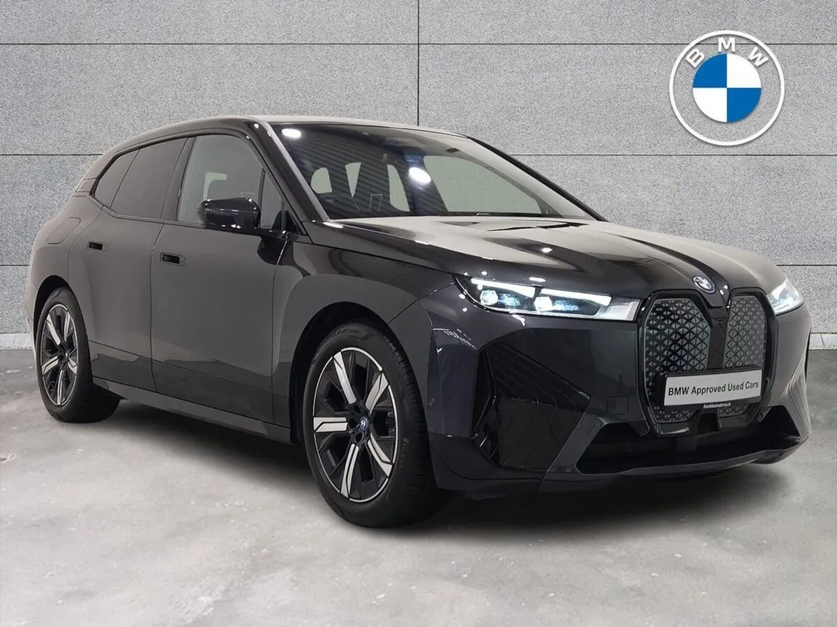 BMW iX xDrive40 M Sport Edition - Image 1