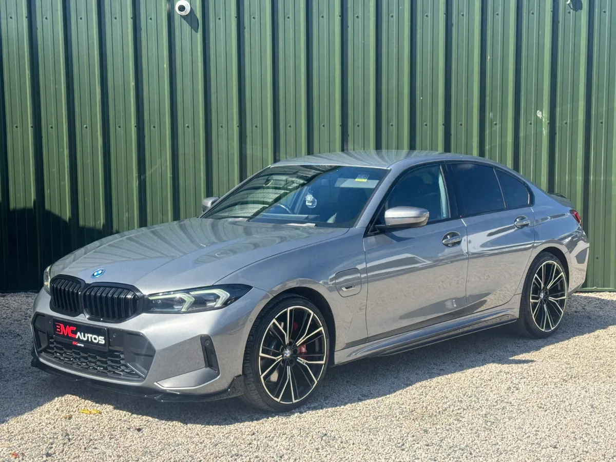 2023  BMW MSPORT PRO 330E LCI - Image 5