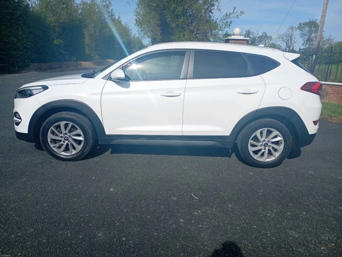 Hyundai Tucson Taxed & Tested - Image 3