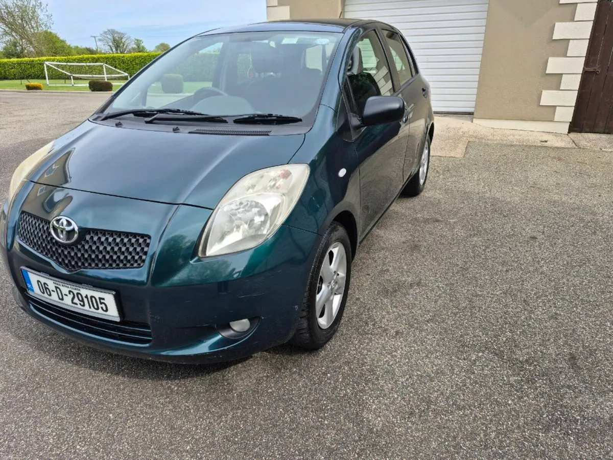 Toyota Yaris - Image 2