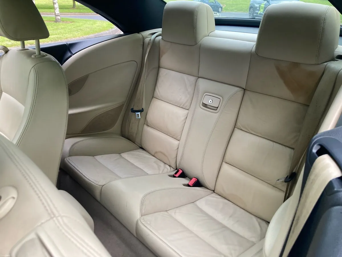 Car - Image 2