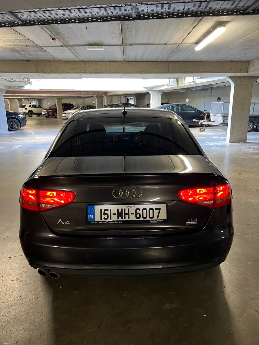 Audi A4 Black Edition Ultra2015 2.0L TDI - Image 3