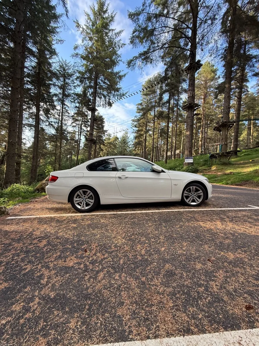 BMW 3-Series 320d 2009-Coupe-DrivingPlease read Ad - Image 3