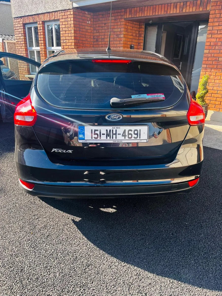 2015 FORD FOCUS 1.6L TDCI ZETEC 113BHP 5DR - Image 3
