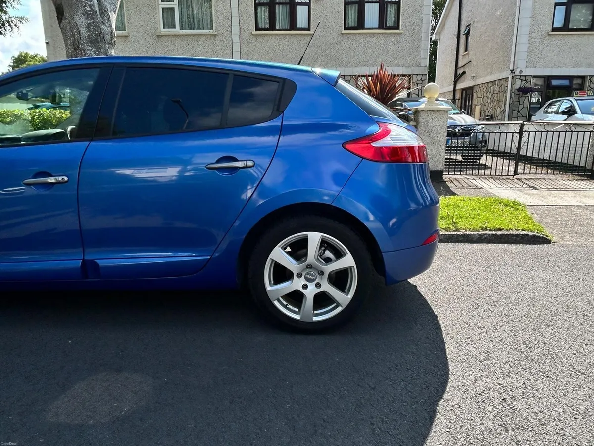 Renault Megane 2015 - Image 4