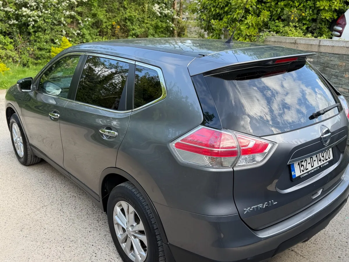 2015 (152) Nissan x-trail 7 seats - Image 4
