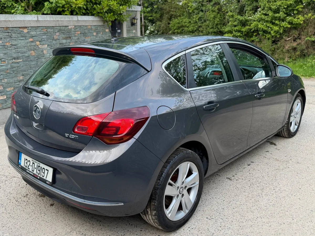 2013 (132)Opel Astra New Nct - Image 3