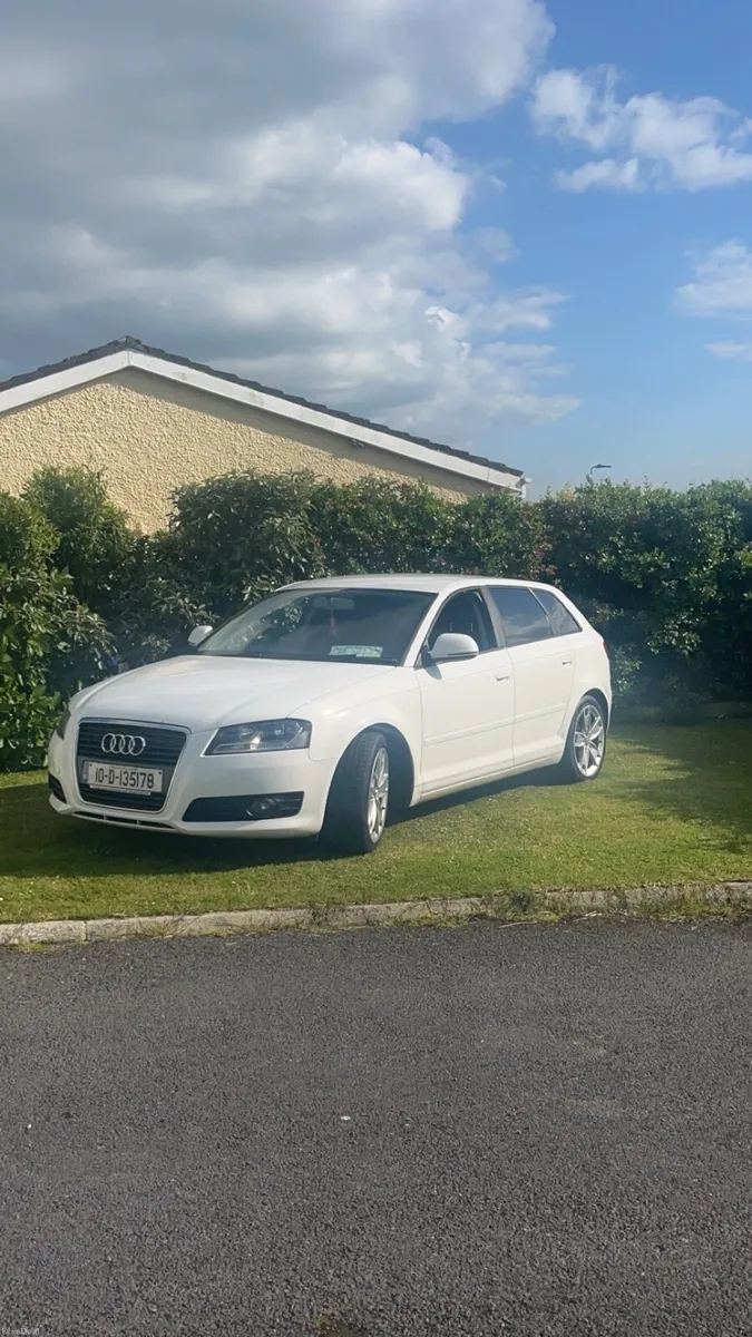 2010 audi a3 - Image 2