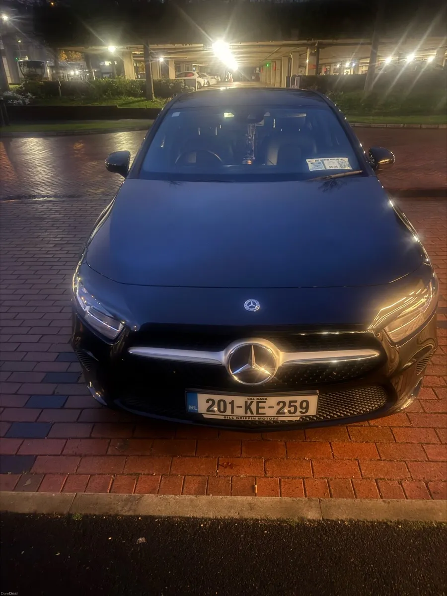 mercedes a180d saloon - Image 1