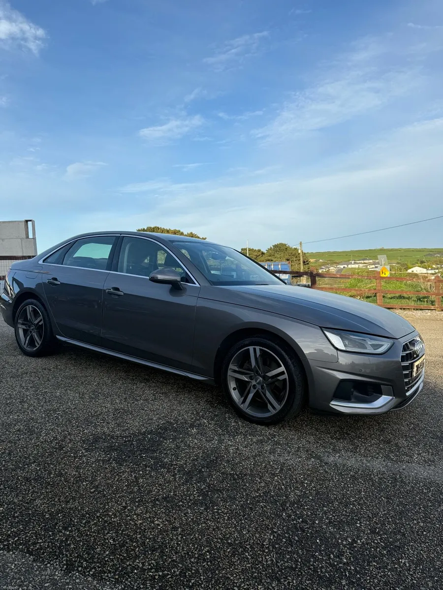 Audi A4 Limousine 2.0 TDI 163HP SE - Image 2
