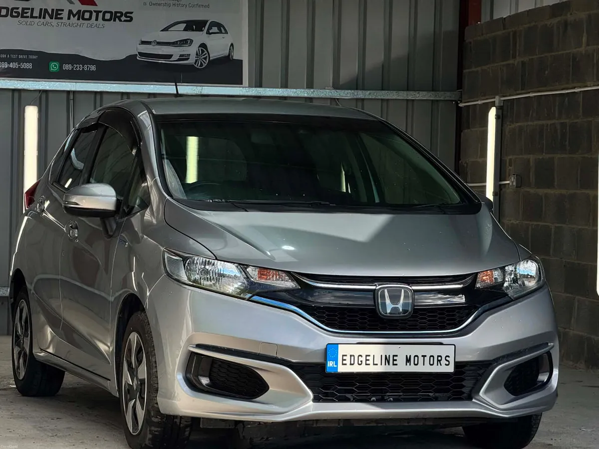 182 Honda Fit Hybrid immaculate condition - Image 2