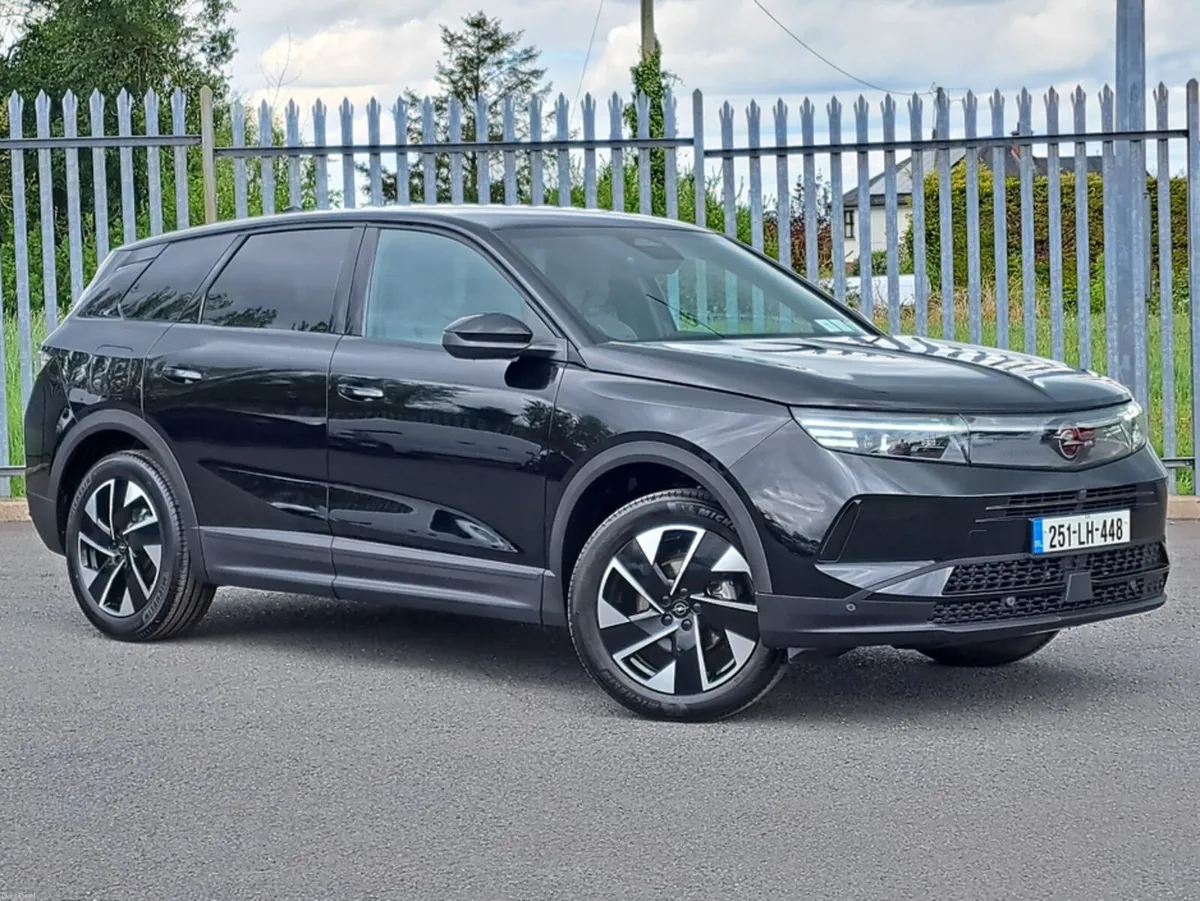 Opel Grandland GS 136BHP MILD HYBRID AUTOMATIC **T - Image 3