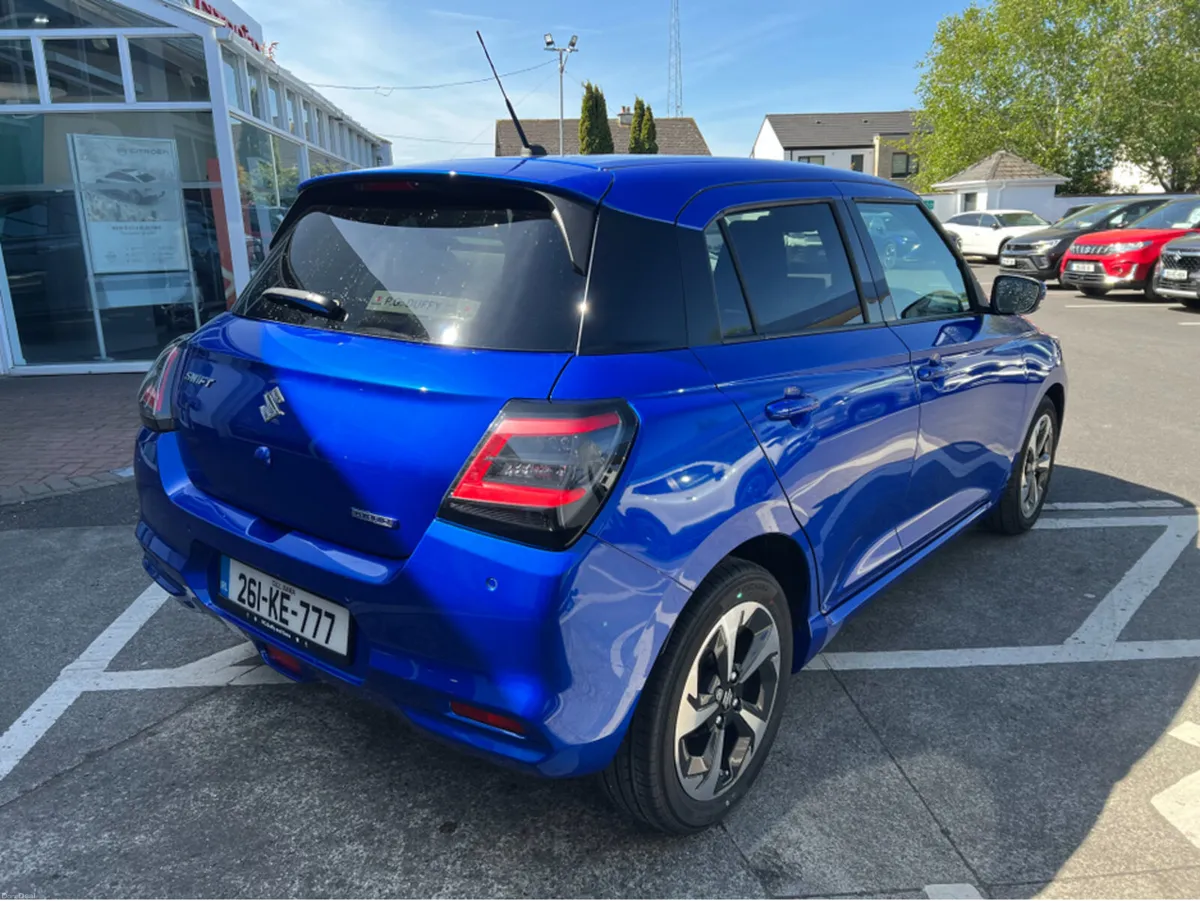 Suzuki Swift 1.2 HYBRID ULTRA 5DR - Image 3
