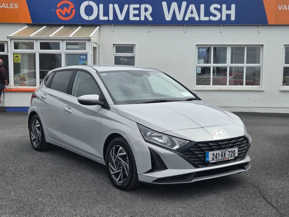 Hyundai i20 DELUXE PLUS 5DR - Image 1