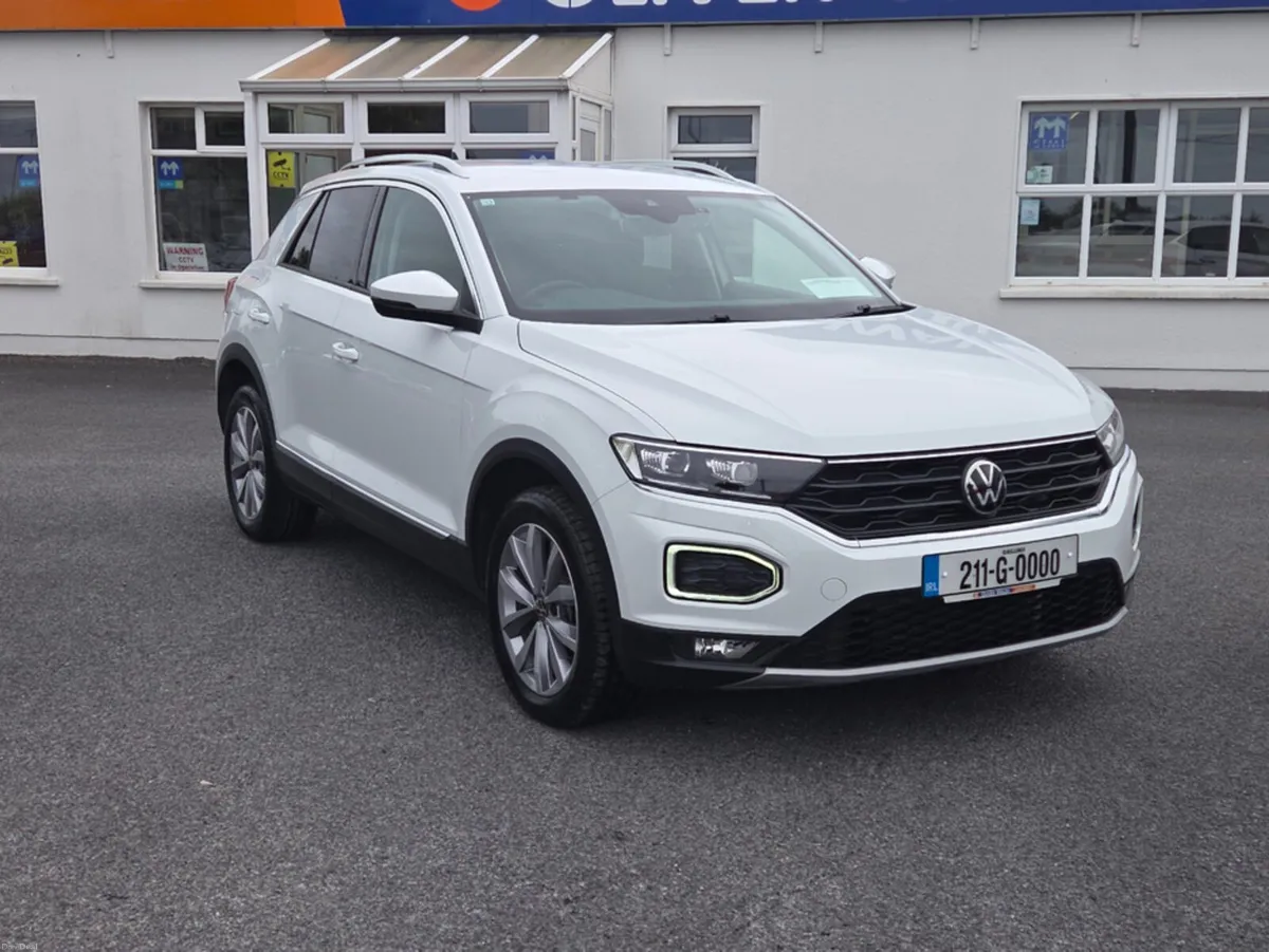 Volkswagen T-Roc 2.0 Diesel Auto Style - Image 1