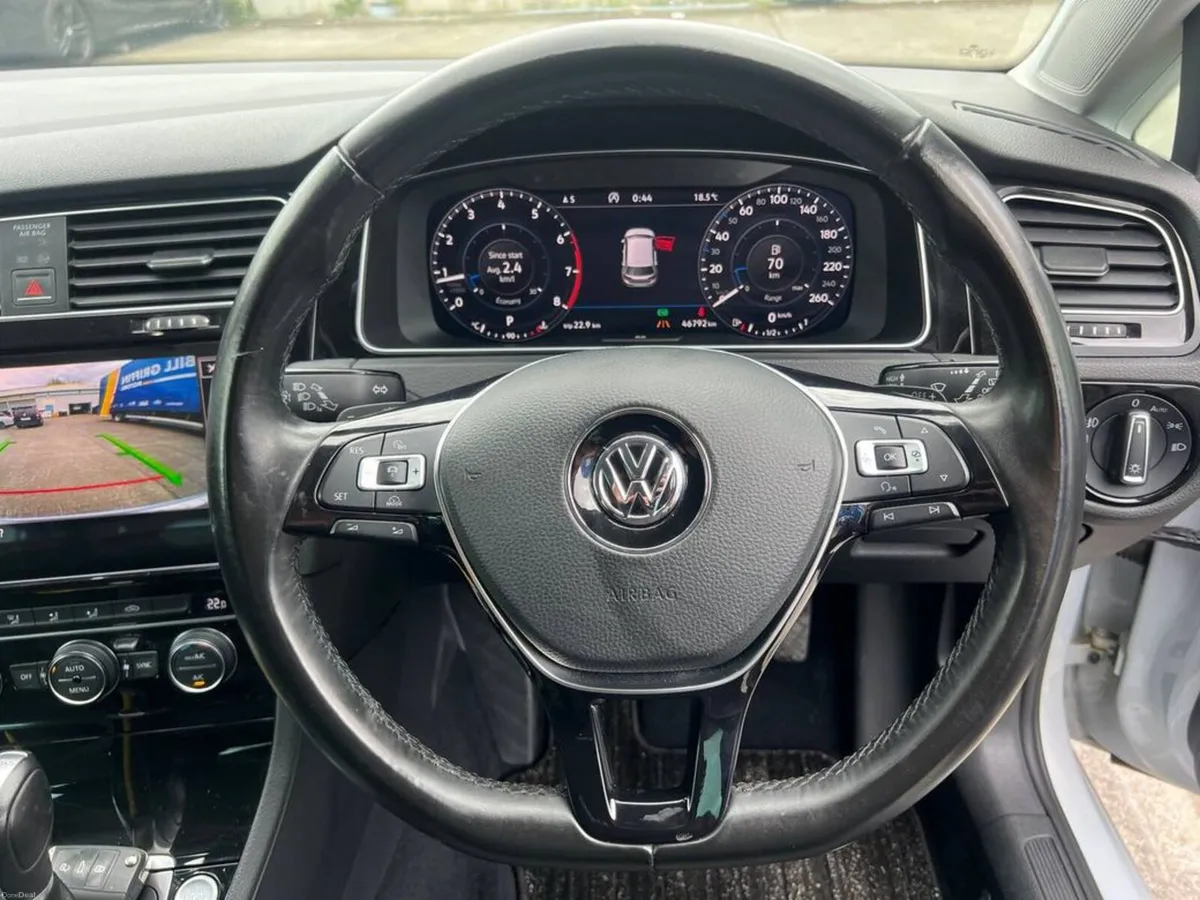 Volkswagen Golf HIGHLINE 1.4 TSI AUTO // APPLE CAR - Image 4