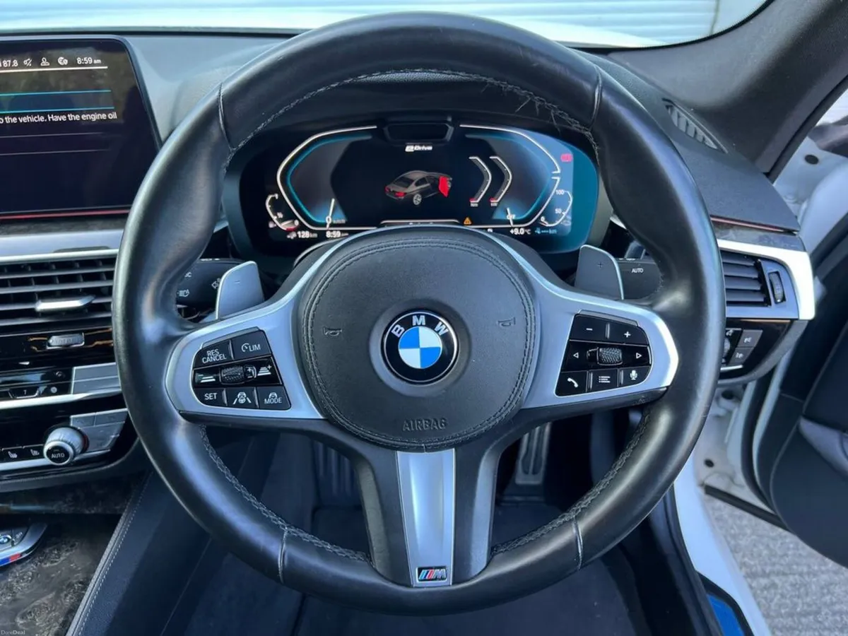 BMW 5-Series 530e LCI M-SPORT COMPETITION 2.0 HYBR - Image 4