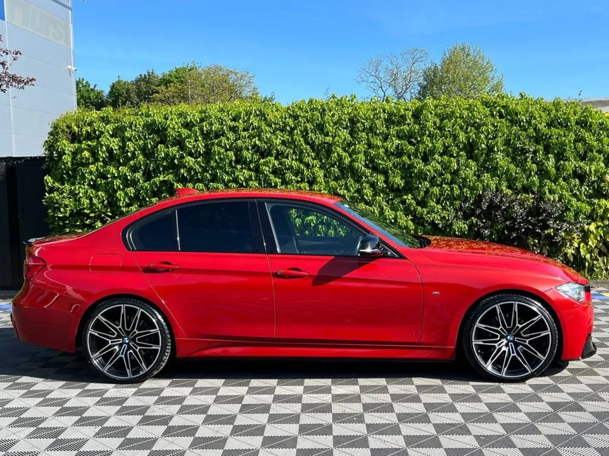 BMW 3-Series 320d M-SPORT COMPETITION // NEW 20" C - Image 2