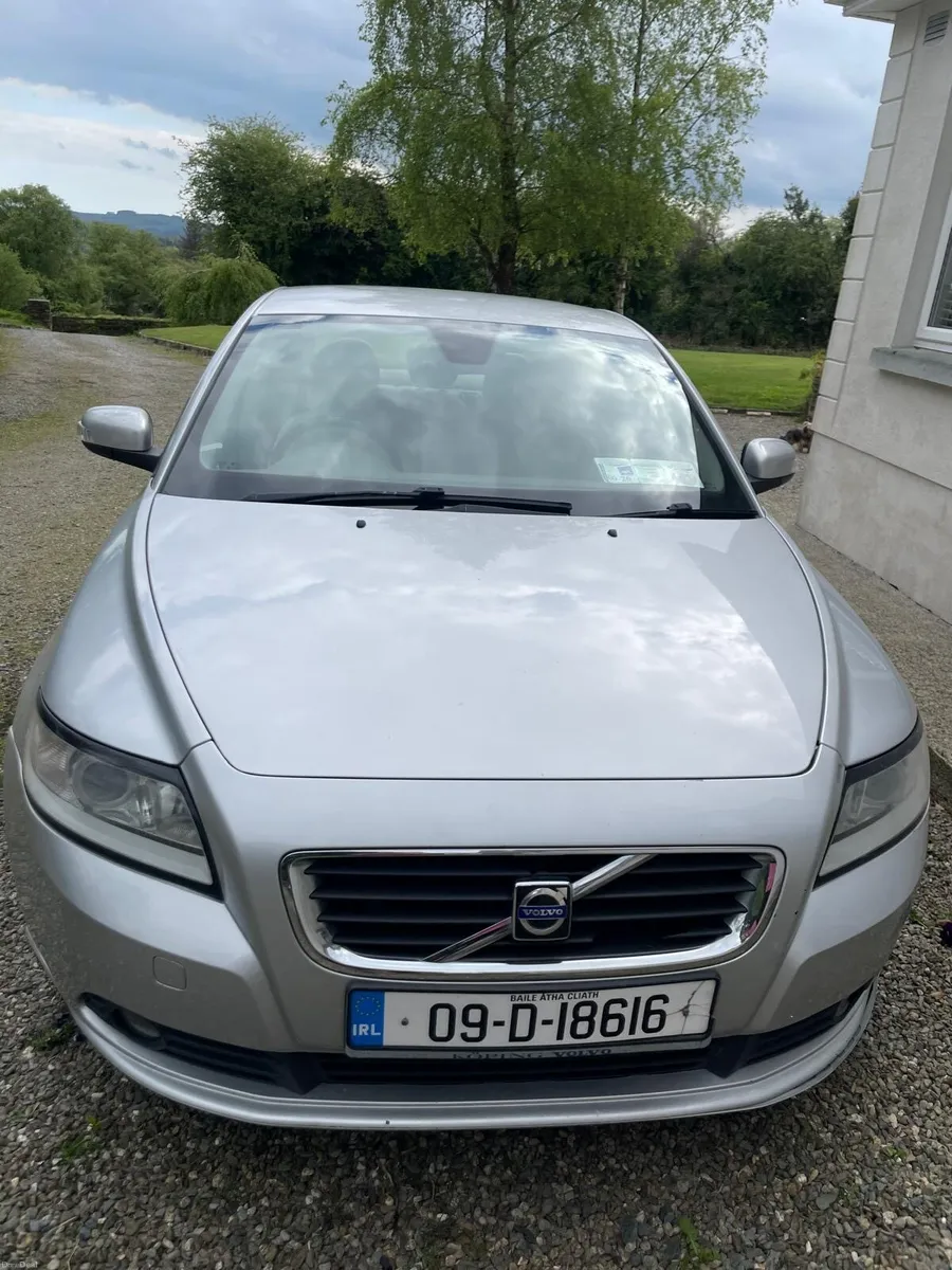 Volvo S40 2009 1.6D - Image 1