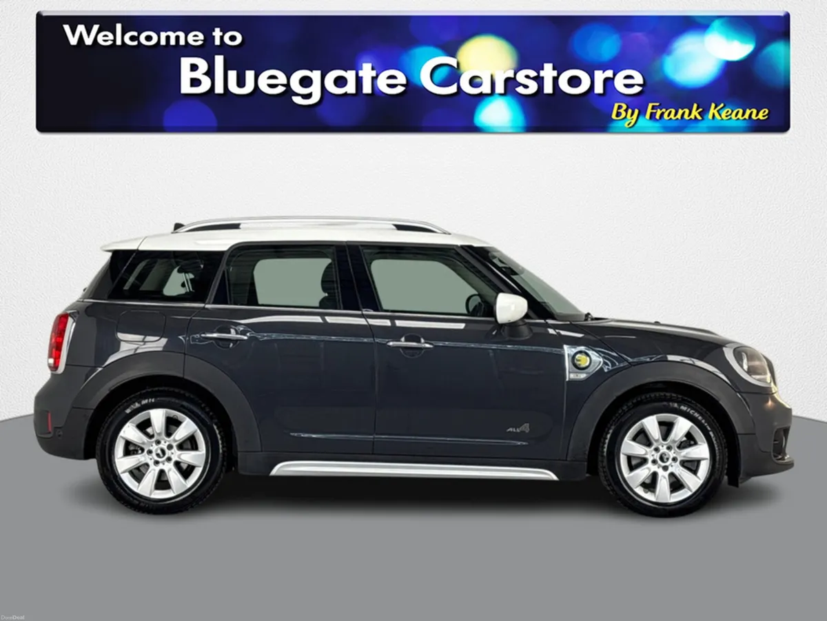 Mini Countryman SE CLASSIC CL28 4DR AUTO COOPER**R - Image 3