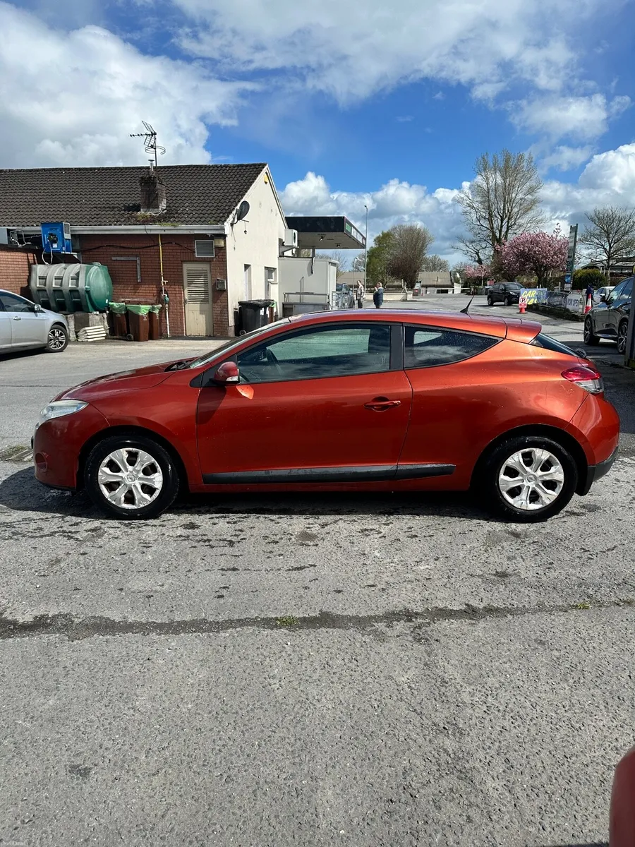 Renault Megane 2010 - Image 3