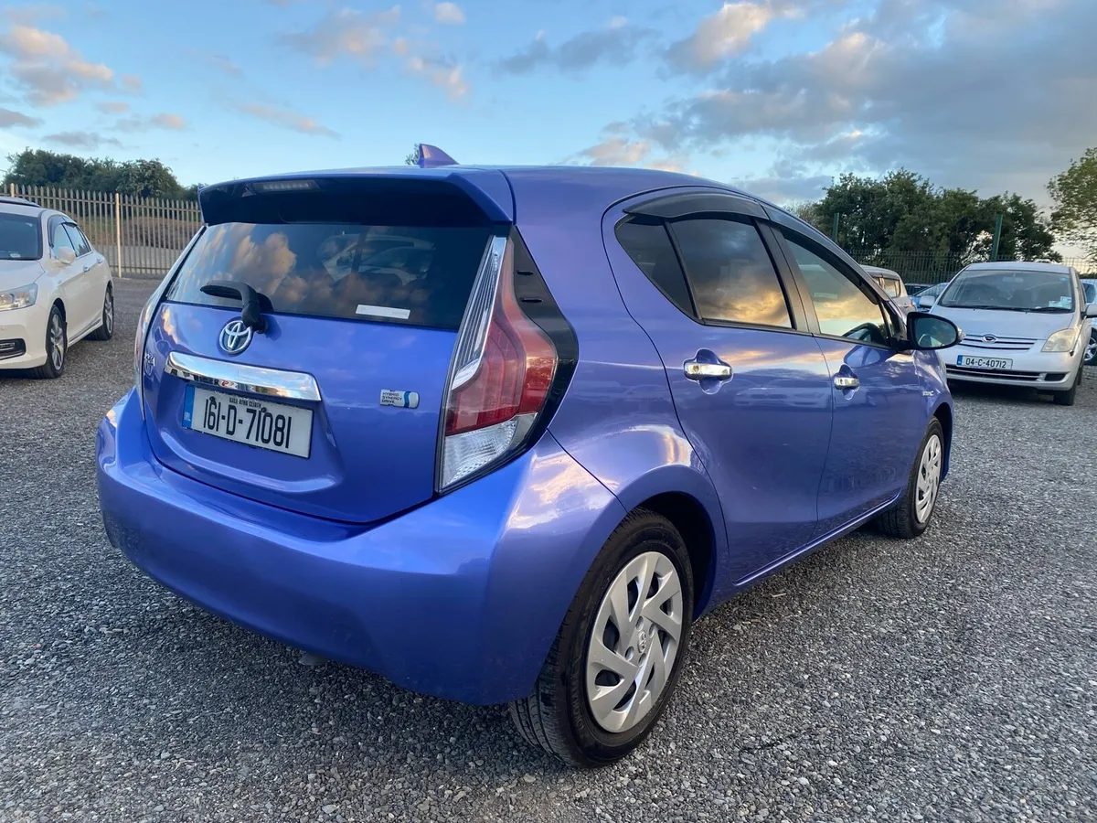 Toyota Aqua 2016 - Image 4