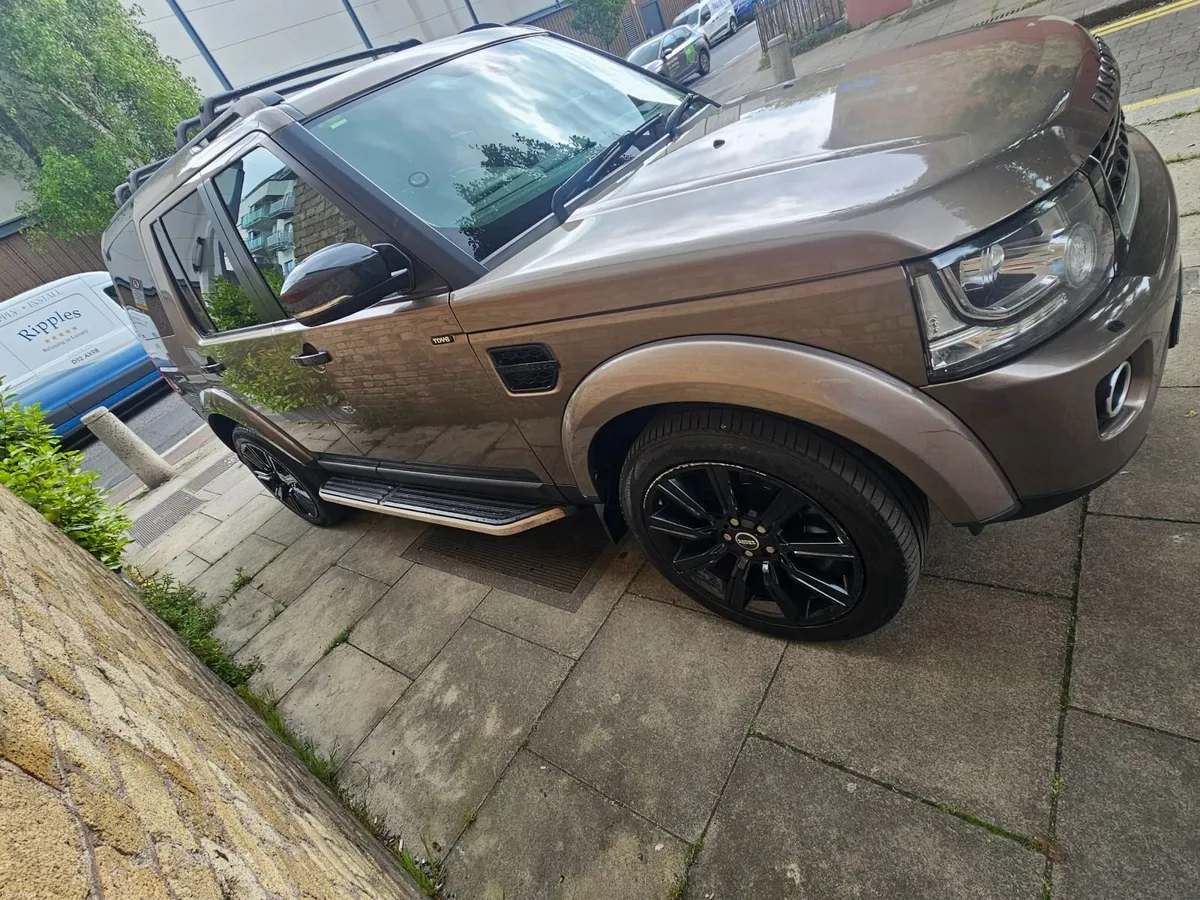 Land Rover Discovery | Crew Cab, Lady Owner - Image 6