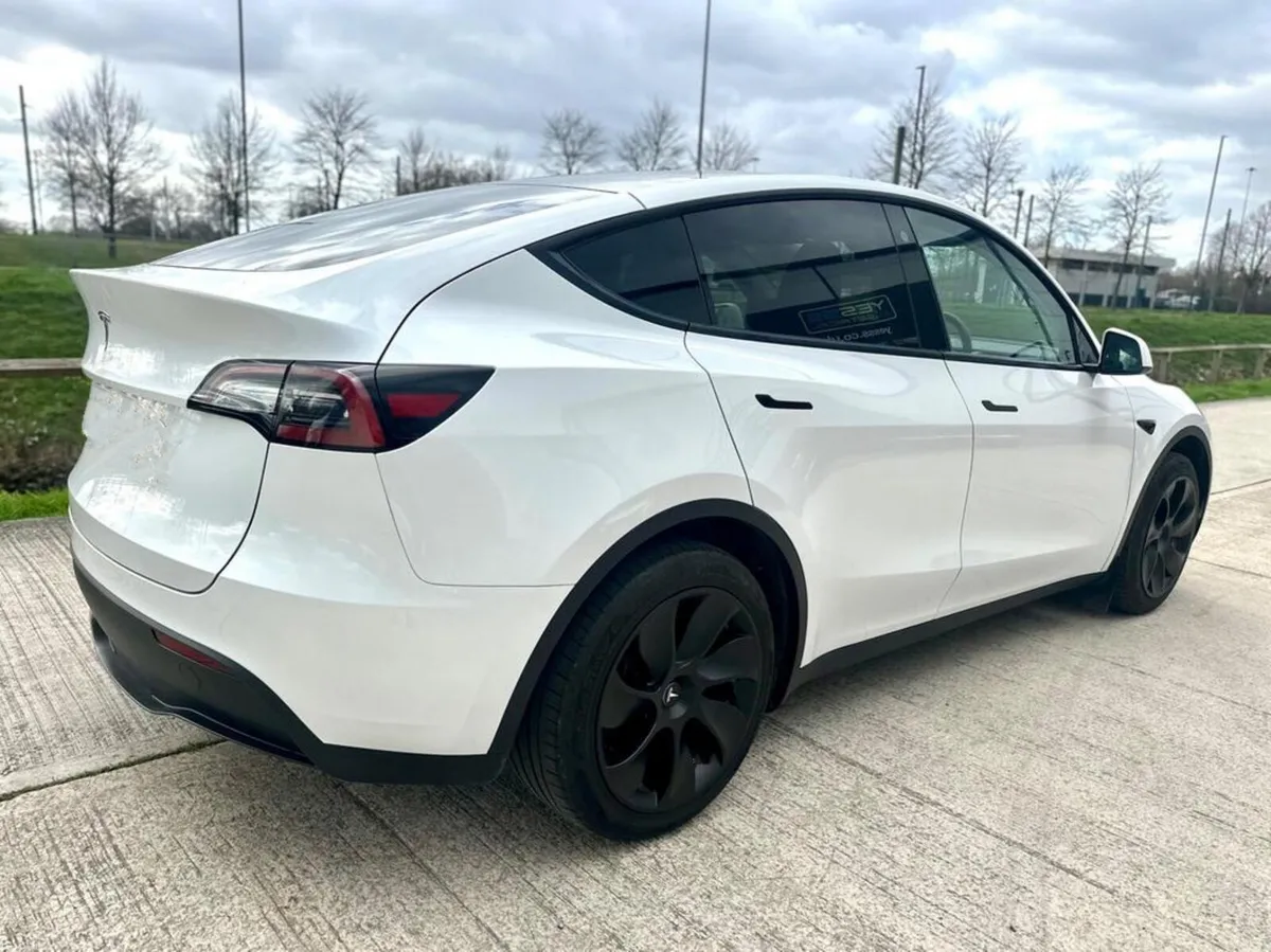 231 Tesla Model Y Rwd Low Km - Image 3