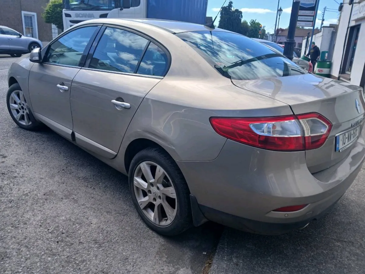 RENAULT FLUENCE (10) 1.5 DIESEL - Image 4