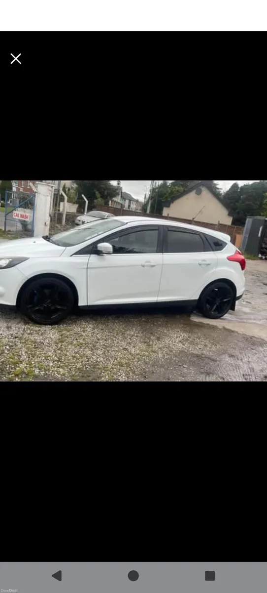Ford Focus 2011 - Image 1