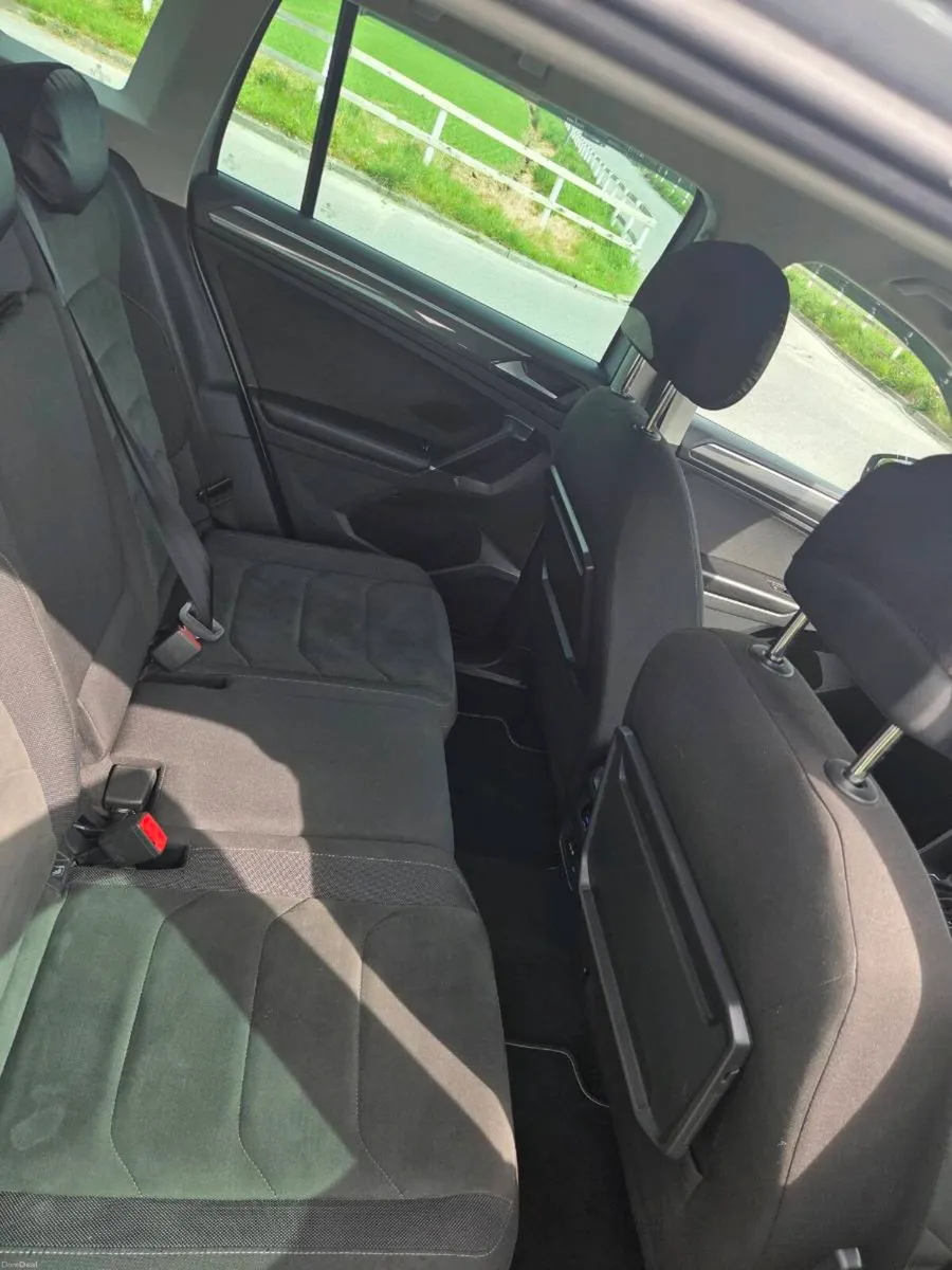 Volkswagen tiguan - Image 4