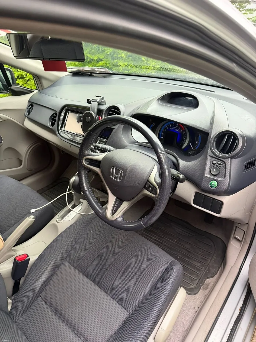 Honda Insight 2010 - Image 2