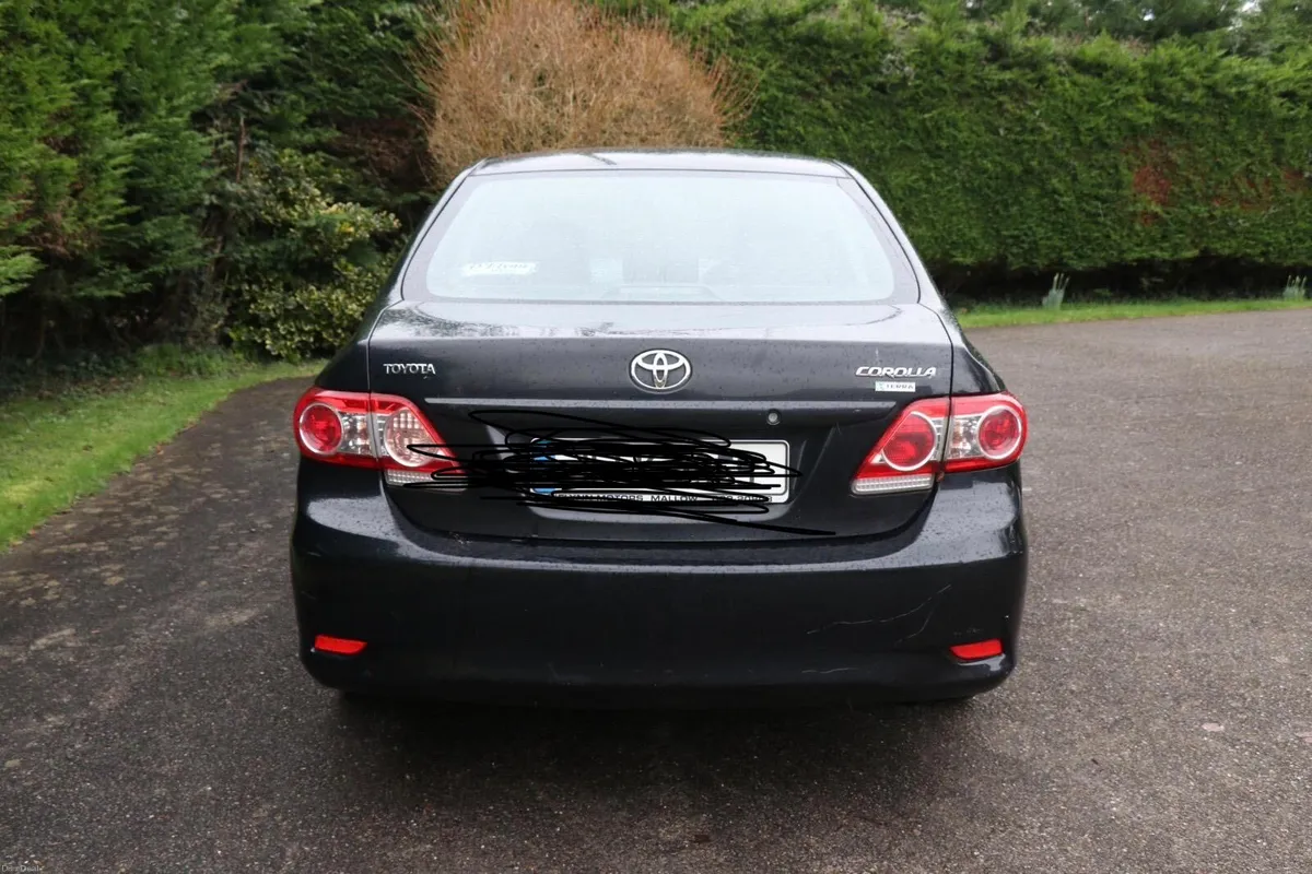 Car - Image 4