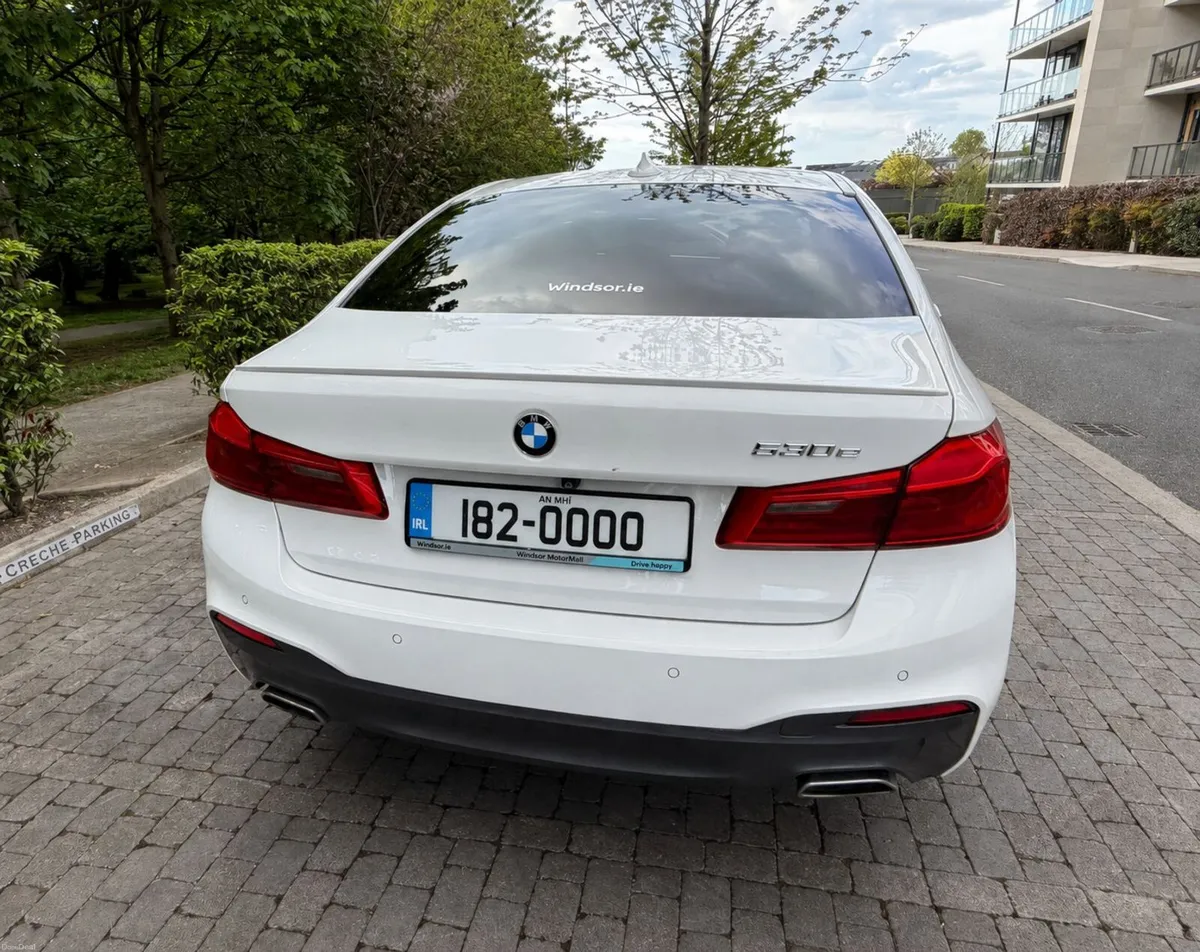 BMW 530e M Sport 2018 - Image 2